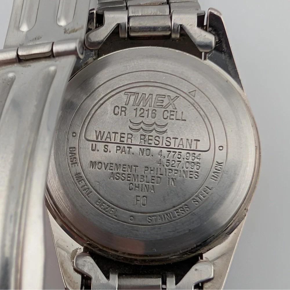 Timex Indiglo Two Tone Fluted Bezel White Dial‎ Date Quartz Watch WR